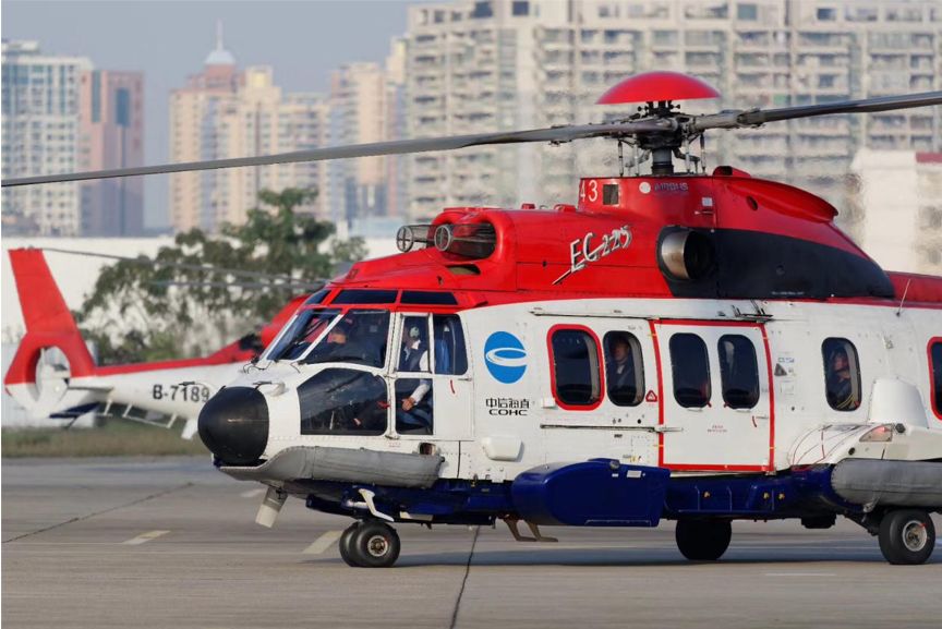 对话中信海直飞行部党委书记朱德强