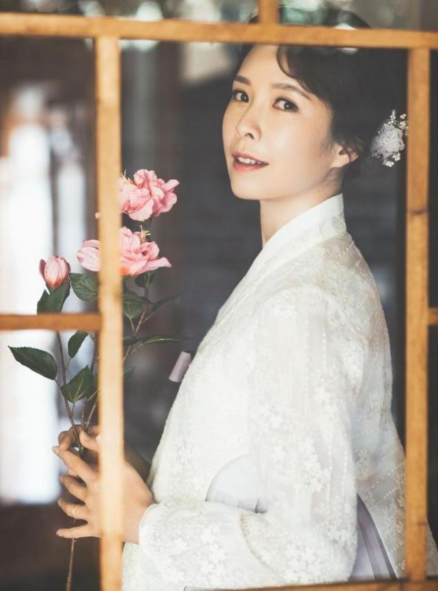 天心结婚三年首拍婚纱照虽然漂亮但比不上这张剧照