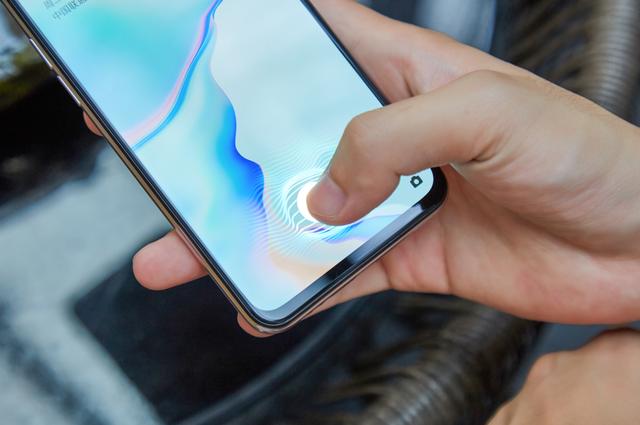 oppok5对比红米note8pro指纹解锁用实测证明谁更好用