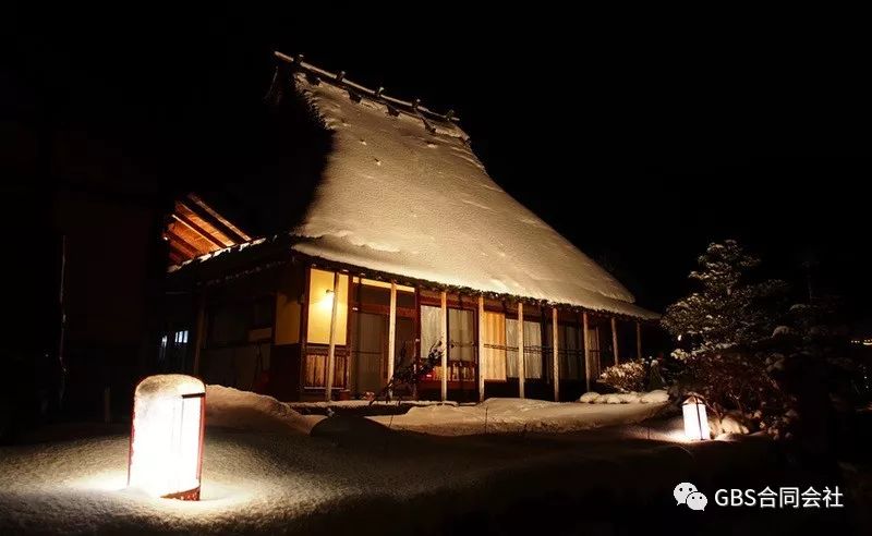 脚步放慢让灵魂跟上美山茅草屋之乡雪灯廊日本威尼斯伊根町