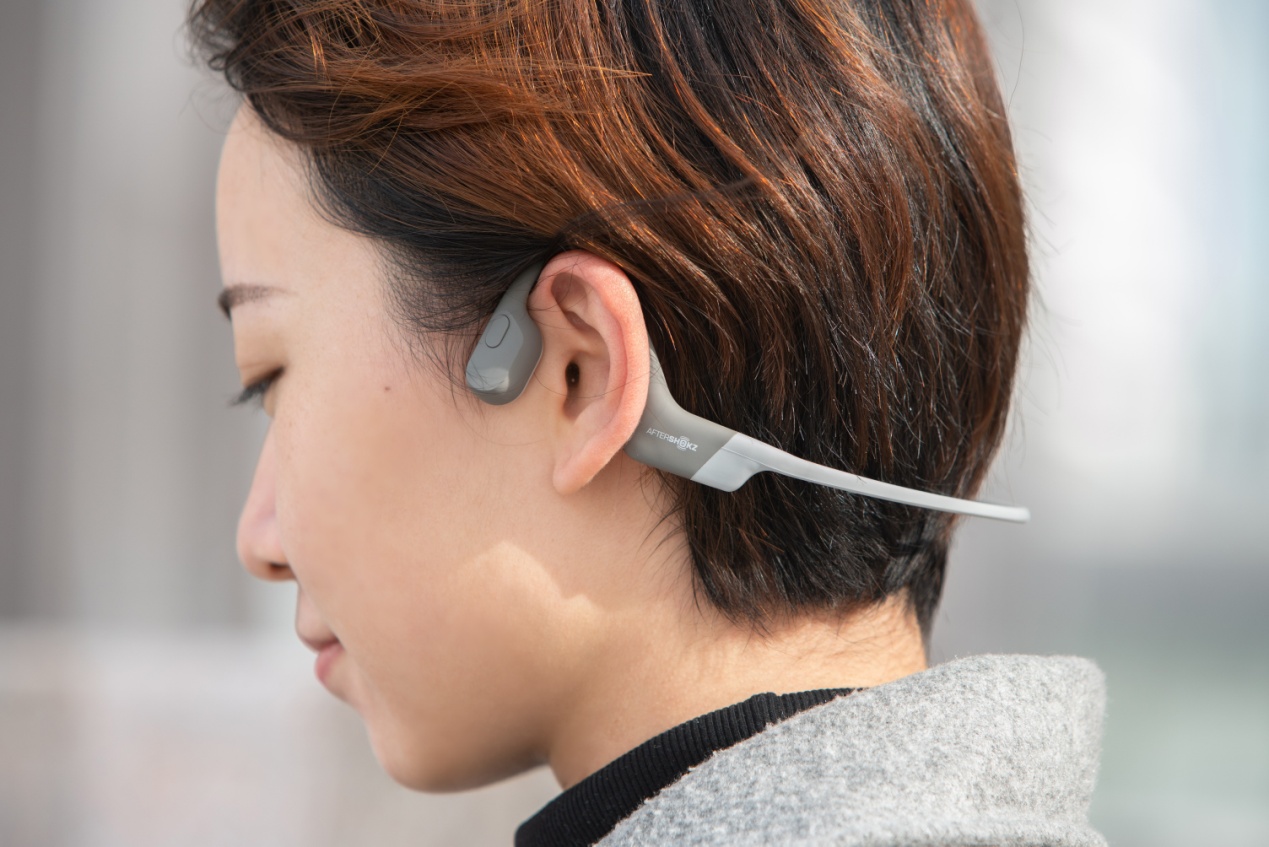 听音乐黑科技,骨传导耳机佩戴更舒适