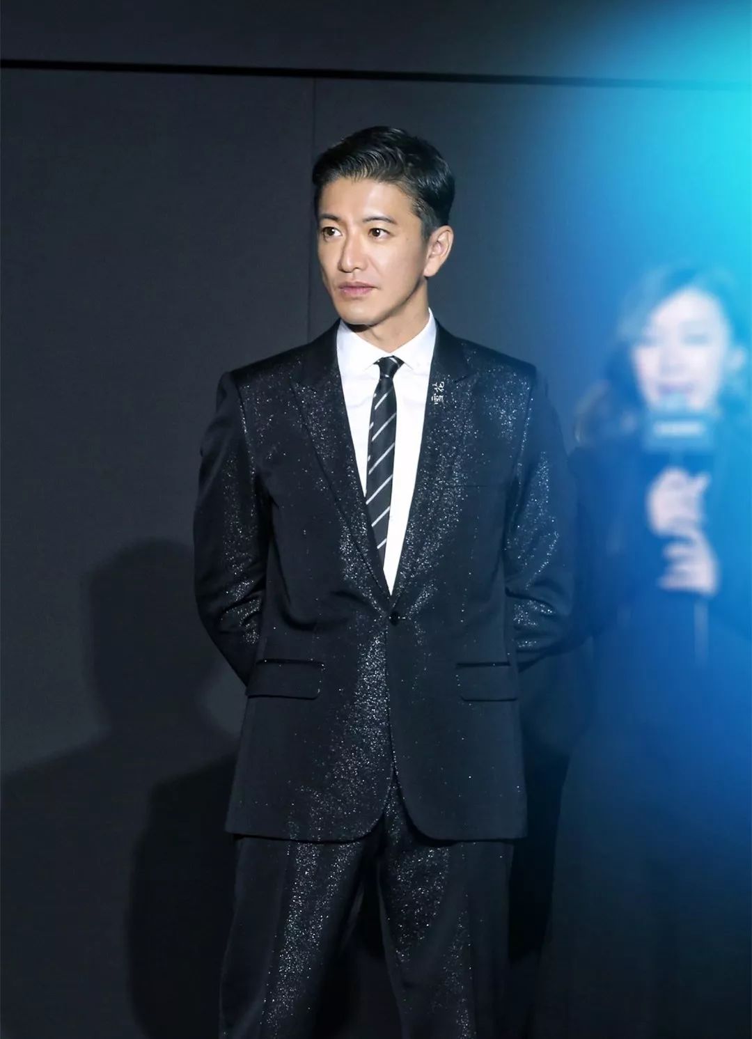 原创木村光希晒小时候和爸爸的合影,47岁的木村拓哉帅气依旧