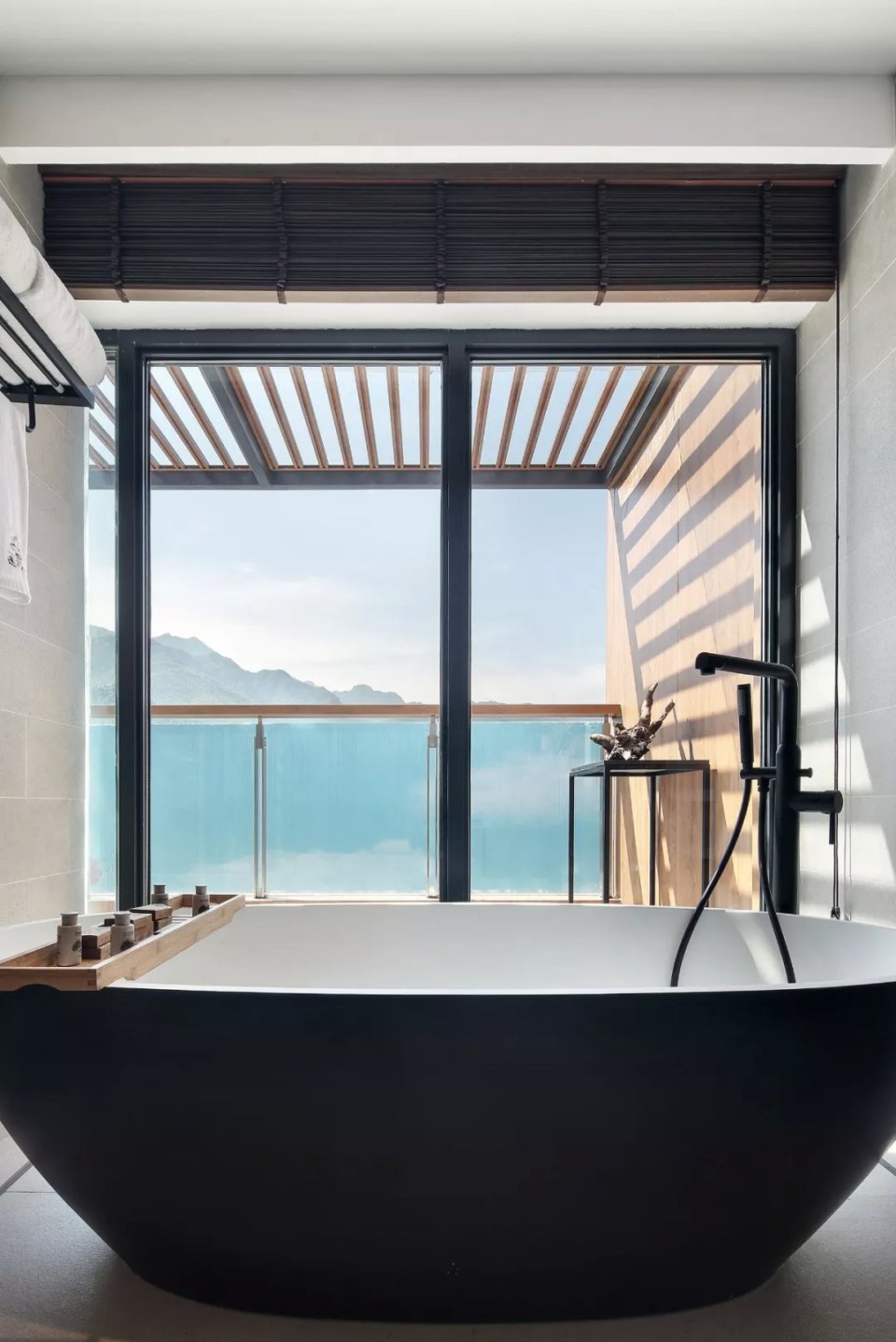 梁景华新作九华山莲花小镇内外禅意灵动九华