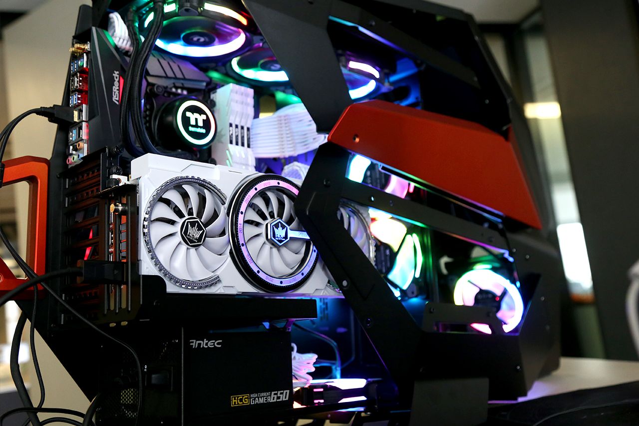 2080superhof显卡配骨伽征服者2代机箱装机实测全网首发