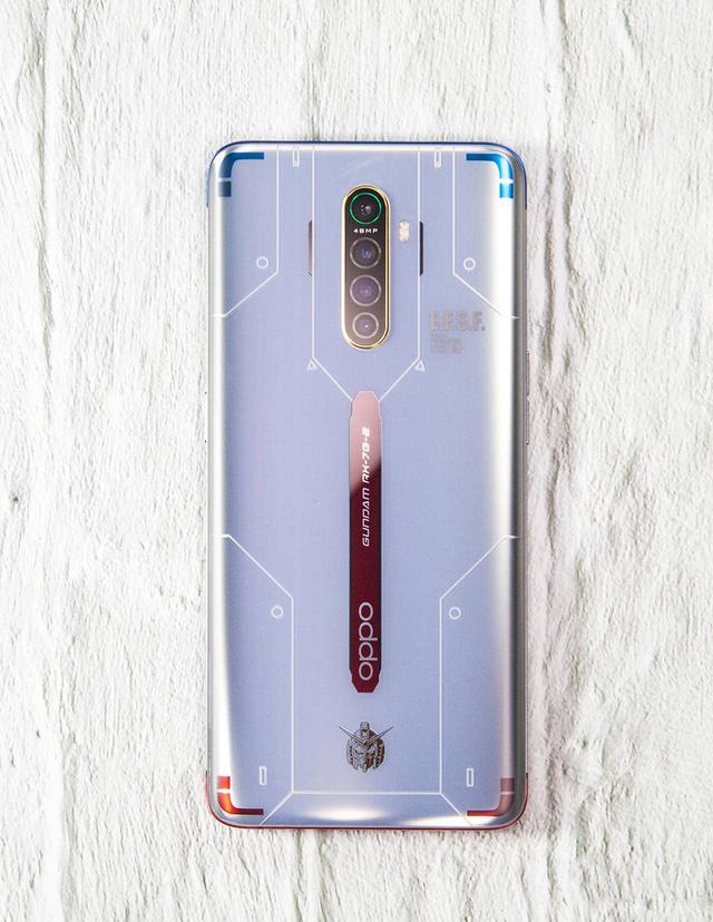 renoace高达版开箱精美的机甲纹理真是太炫了