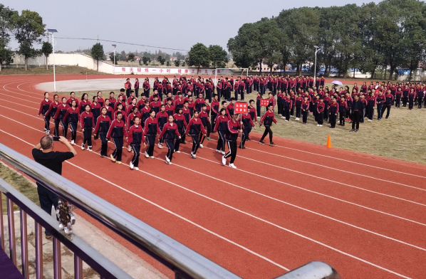原创湖北沙洋县毛李中学2019年秋季运动会圆满落幕
