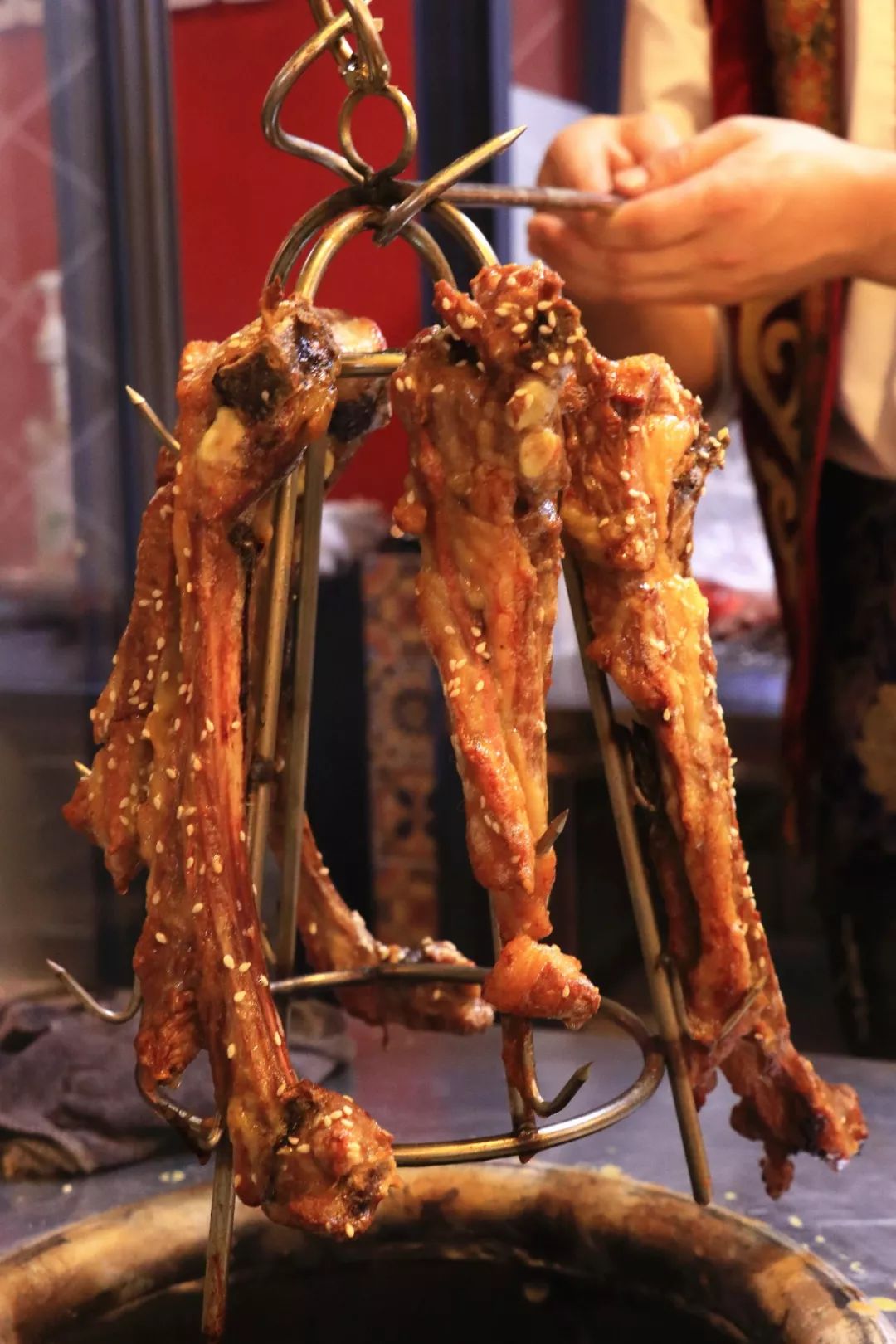 开业要被挤爆啦!诸暨这家新疆餐厅,让你一秒横跨4000公里!_烧烤