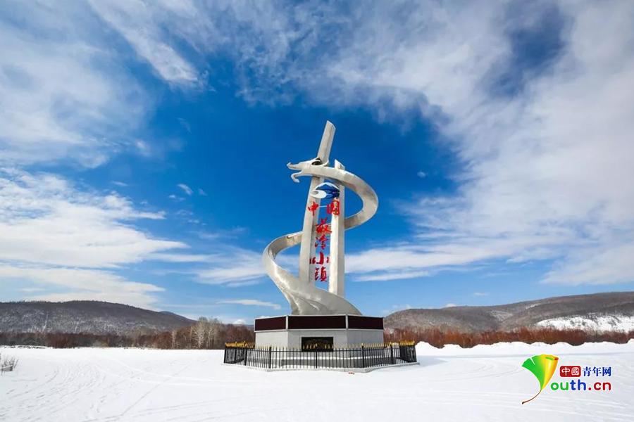 兴安之巅党旗红呼中区为民服务解难题