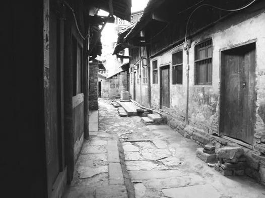 林达·阳光新城 城市发展日新月异40年前的道真是什么样吗?