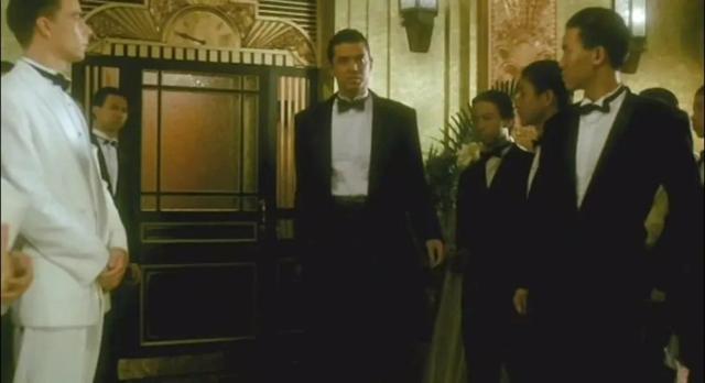 巩俐与周星驰合作的"赌圣"几乎无人不知,但你知道它有两版吗?