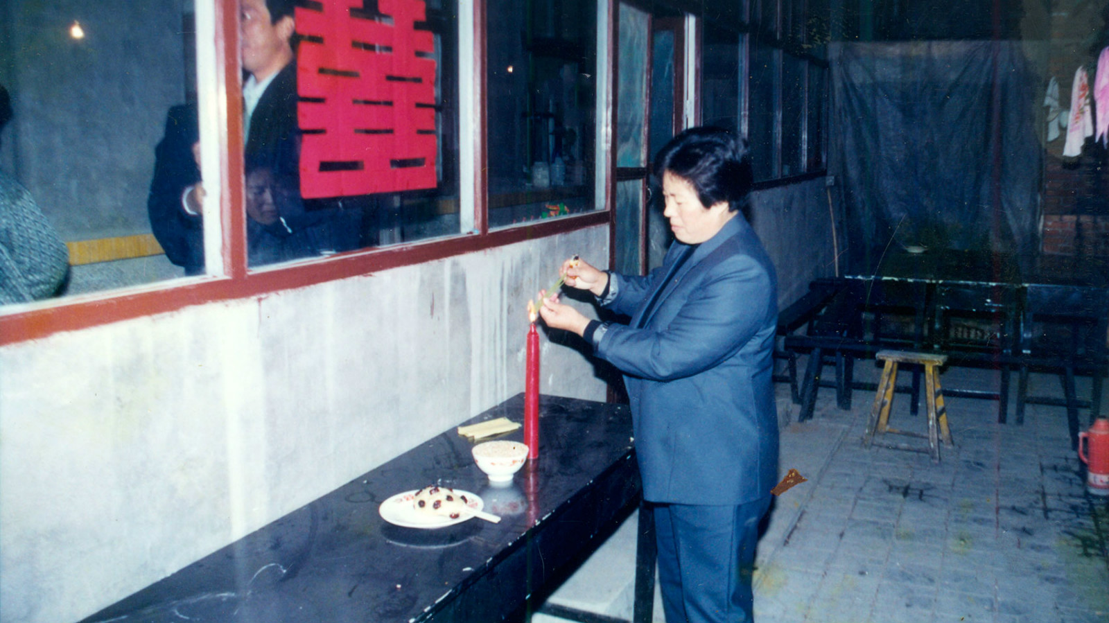 实拍:九十年代到如今的结婚场景变化,最后一张新娘看到会落泪_农村