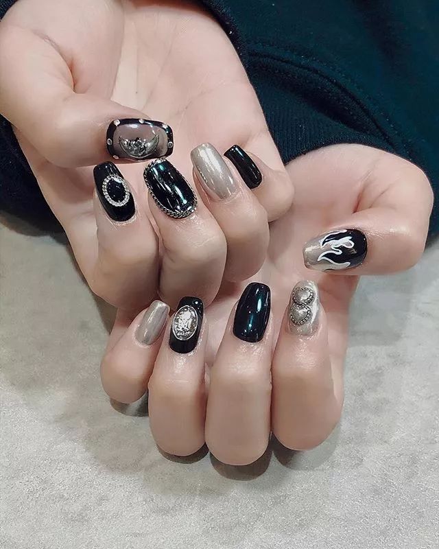 秋冬暗黑炫酷girl美甲指南