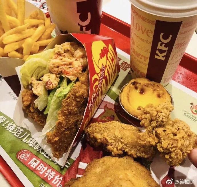 每日一逗告诉大家一个秘密健身减肥只用吃肯德基就行了