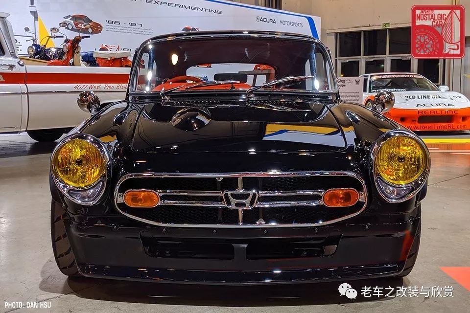吴彦祖的经典老车本田s800参加日本sema车展