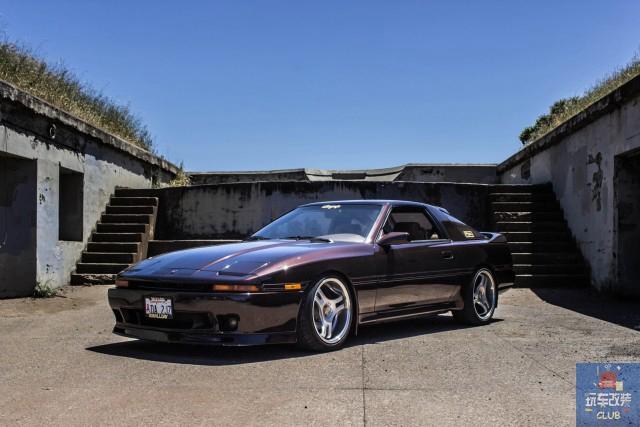 車主就是喜歡這輛後驅可漂移可玩改裝的的1989款豐田supra