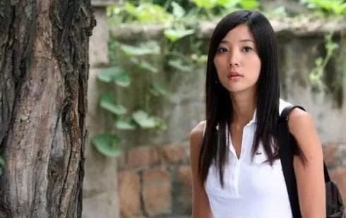 她出道就被海岩看中,却甘愿享受观众的"痛骂"_符荷晴