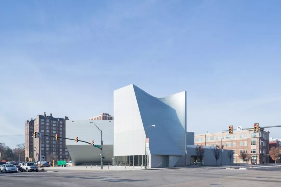 走近设计大师 | 美国最好的建筑师——steven holl_斯蒂文·霍尔