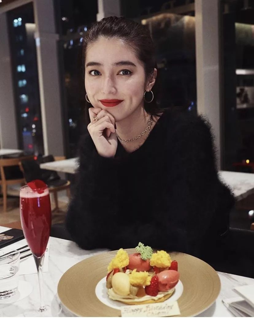 大口智惠美:身高162的朝和风美人,用知性港风重定日系穿搭