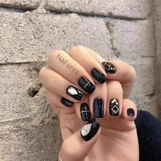 秋冬暗黑炫酷girl美甲指南