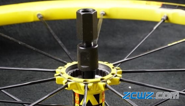 自行车轮组及轴承保养,安全拆卸过程