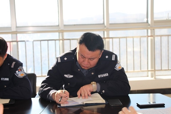 科右前旗经侦食药环侦大队组织召开不忘初心牢记使命主题教育活动