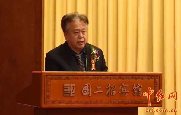 (中红网杨建国摄)国际科学与和平周中国组委会主任胡振民做主题讲话.