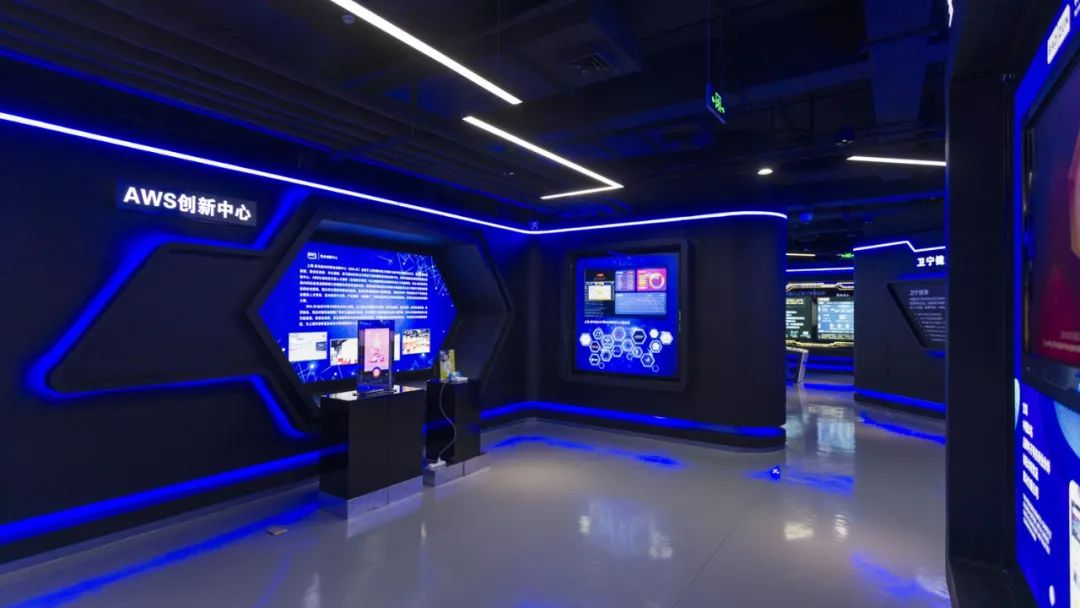 园区建设全面升级静安市北高新ai体验馆新增一批标杆企业最新技术成果