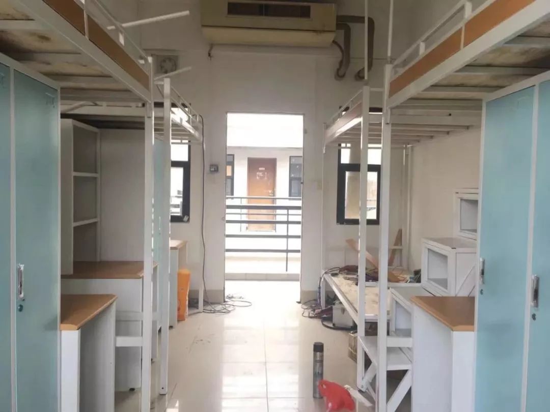 广州美术学院,66岁生日快乐!