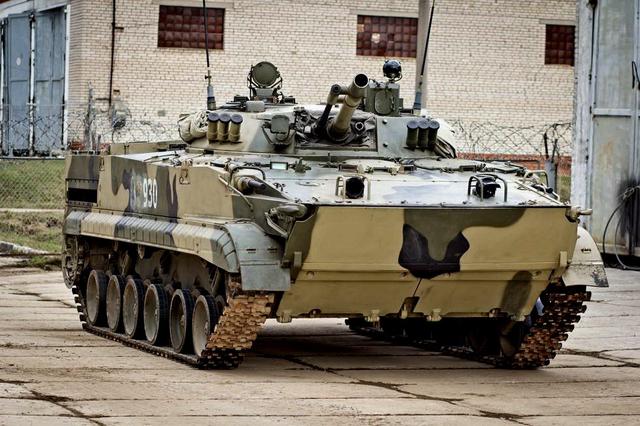 原创bmp3武器系统步兵战车家族中独树一帜100炮火力凶猛还是奇葩