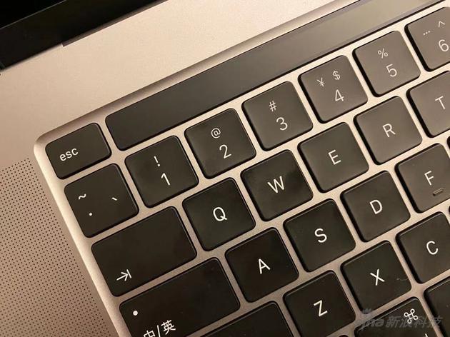 苹果低调推出16英寸macbook68pro剪刀键盘回归