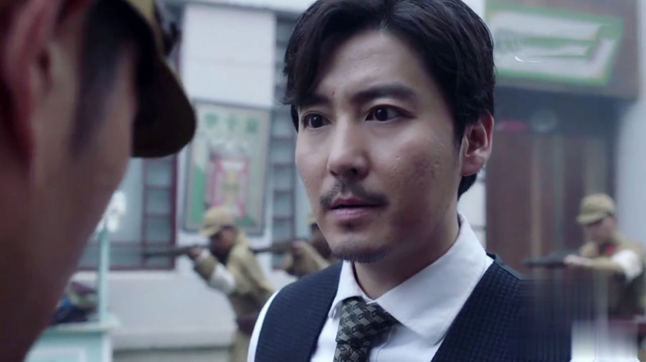 原创惊蛰荒木惟的巡逻车陶大春的电话藏着两个你没看懂的细节