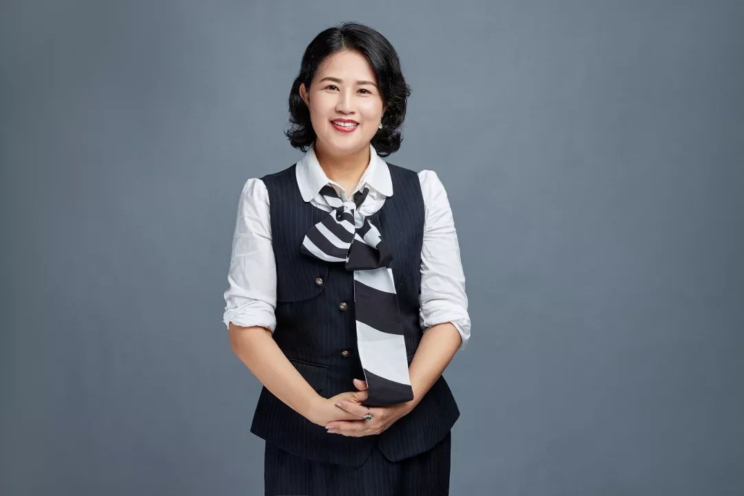 富德生命深分top精英人物展示no5李金梅责任造就生命价值