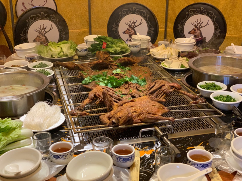 每个冬天都应该有一场烤全羊宴