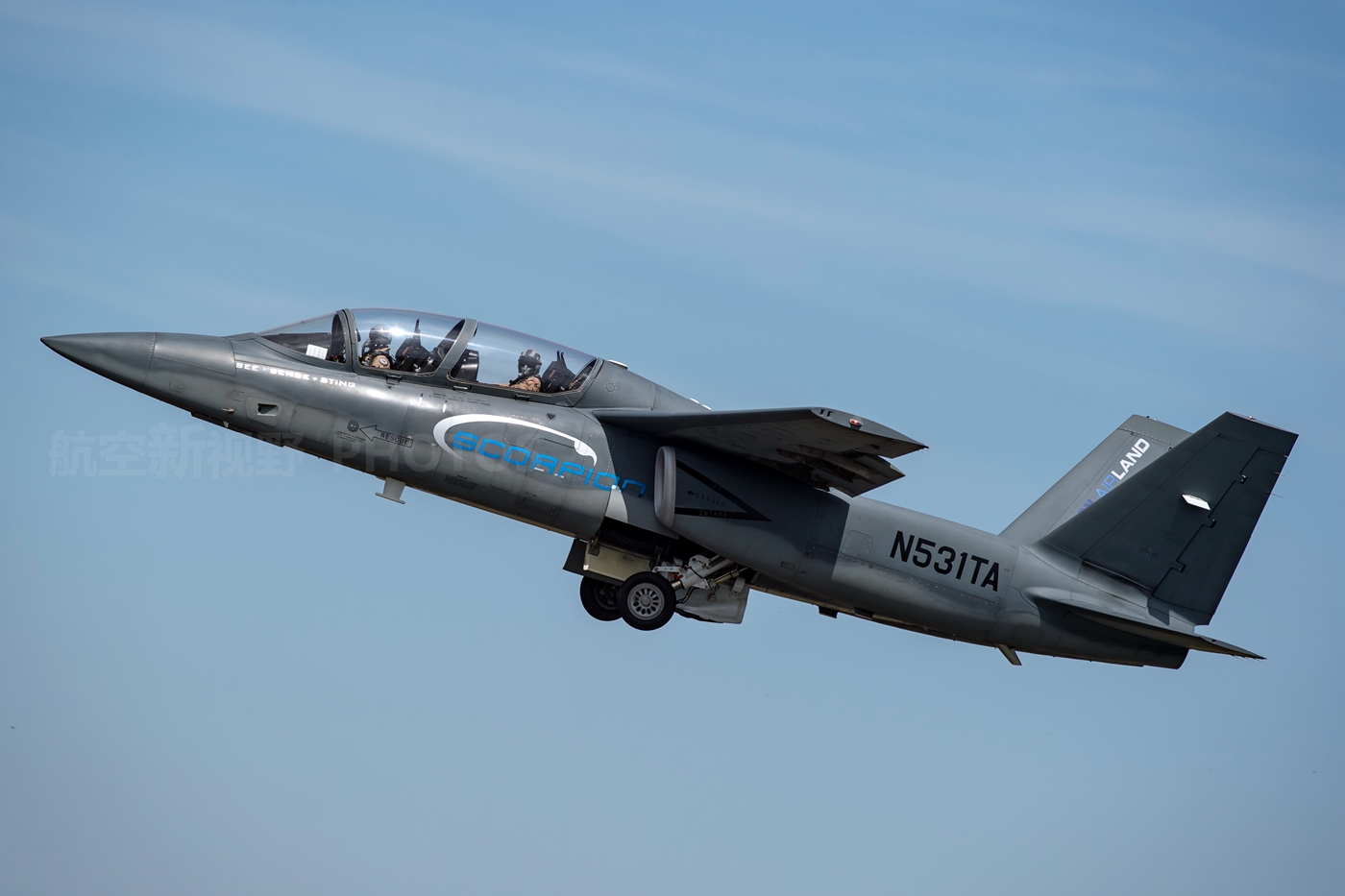 美国民用飞机制造商,巨资打造美版l-15攻击机,折腾几年颗粒无收
