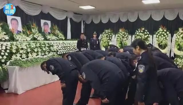 今天,含泪接3位殉职民警灵柩回家