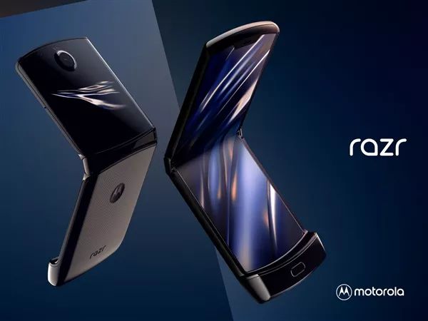 摩托罗拉翻盖折叠手机Razr发布：1499美元，你愿为情怀买单吗？