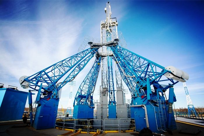 原创俄东方港发射中心曝丑闻百亿资金被盗用至少32只大老虎落网