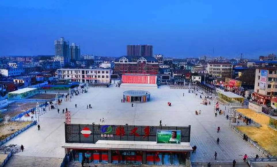 漯项片车牌号:豫q旅游景点:汉代石阙,都城遗址简介:正阳县,隶属于河南