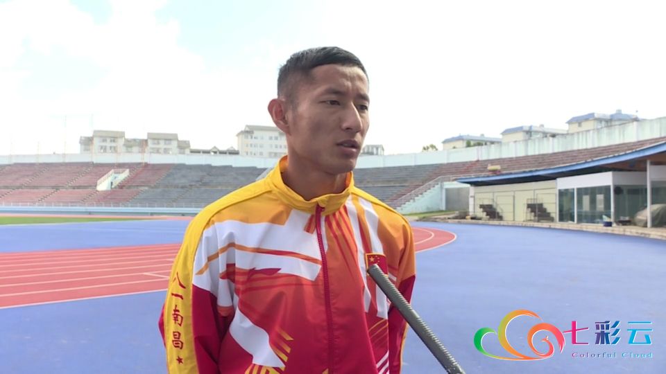 云南籍军运会世界冠军潘玉程返回母校分享心路历程做好榜样传承