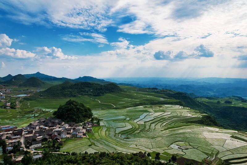 高坡苗寨图片