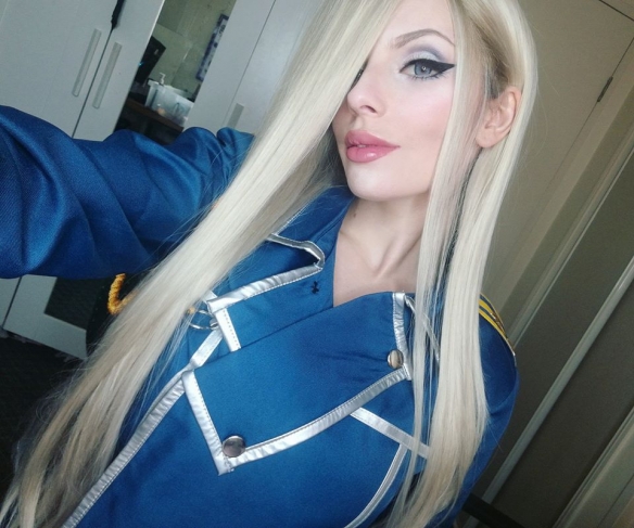 澳洲魅惑妖姬katyuskamoonfox超胸双峰辣到不行