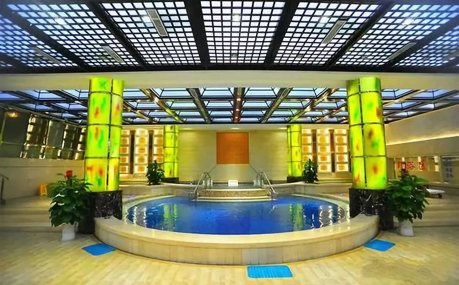 海阔天空水会门仅59抢原价187元单人套餐享养生汗蒸吃海鲜自助玩超多
