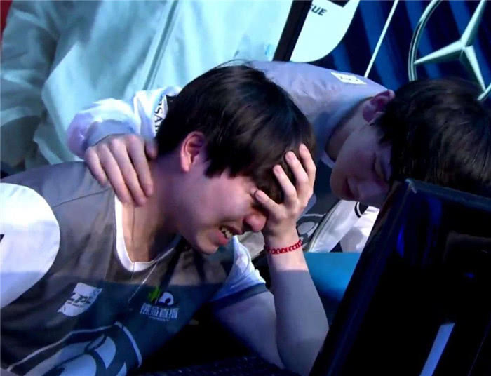 盘点曾在赛后流泪的5为lol职业选手除了uzi你还知道谁