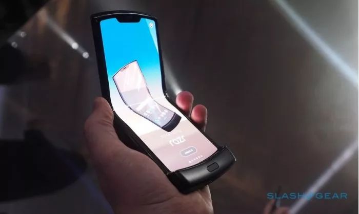 还记得当年的刀锋战士吗摩托罗拉razr2019现场上手