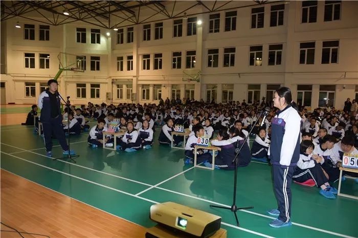 诵中华文化  品家国情怀 ——记沈阳市第十中学2019级学生诗词大会