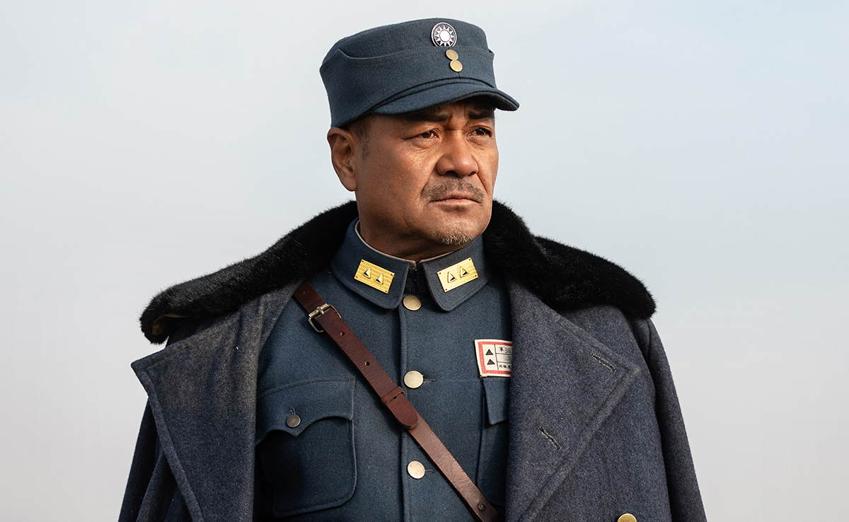 出生在陕西的他,在本剧中饰演了地地道道的陕军宋军长,一口纯正的陕西