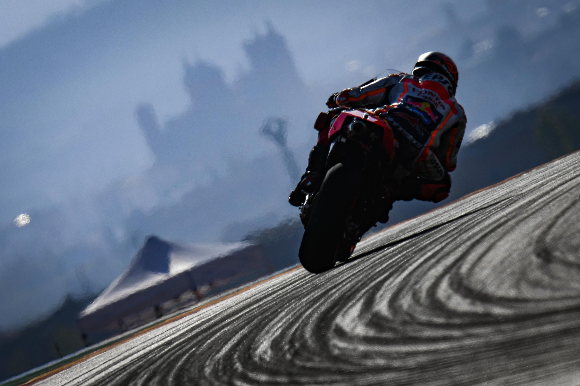 赛事震撼封关站机器人洛伦佐宣布退役