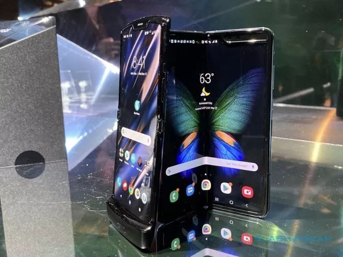 还记得当年的刀锋战士吗摩托罗拉razr2019现场上手