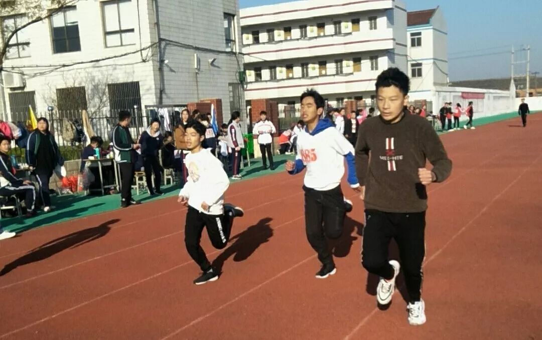 新丰镇方强中学：教育星空中的一道光芒