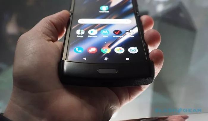 还记得当年的刀锋战士吗摩托罗拉razr2019现场上手